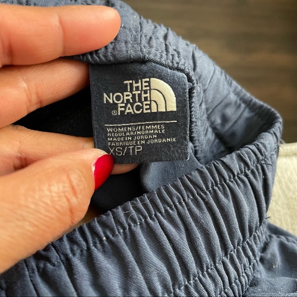 The North Face XS fast dry shorts - Picture 2 of 6